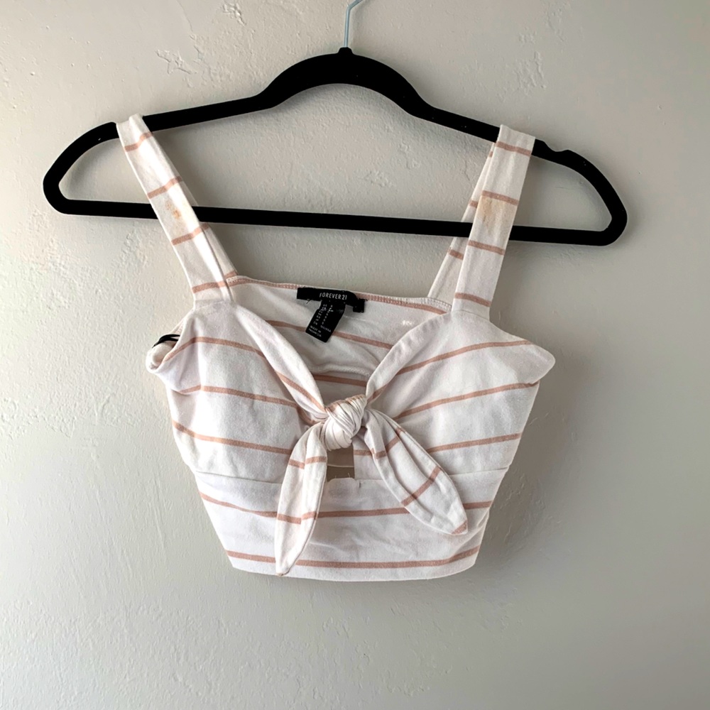 Stripped top with a front tie